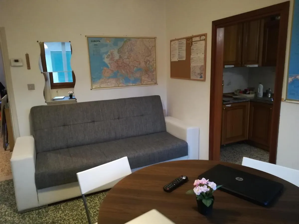 Venice Lagoon House B&B Tessera 0*,  Italia